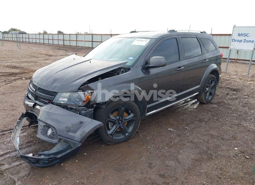 Photo 2 of 2018 Dodge Journey CROSSROAD (VIN 3C4PDCGGXJT507158)