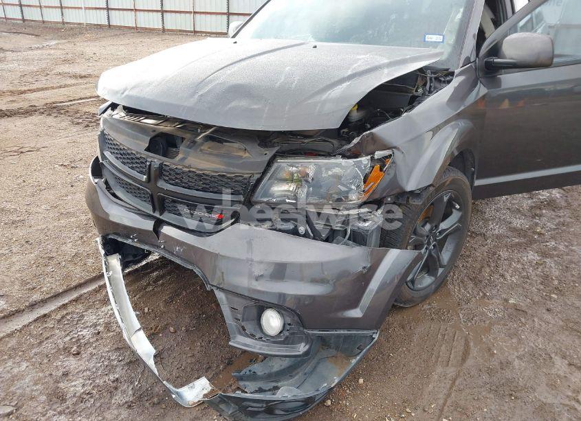 Photo 6 of 2018 Dodge Journey CROSSROAD (VIN 3C4PDCGGXJT507158)