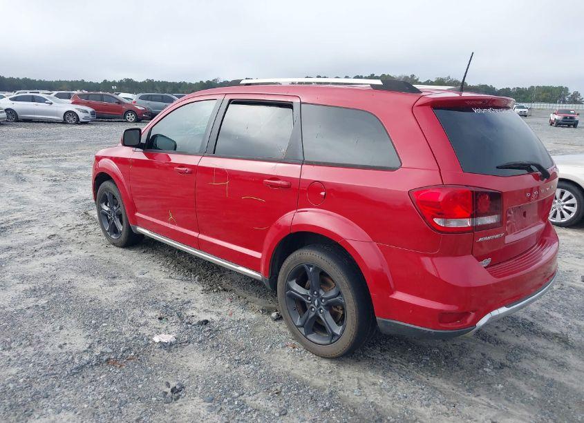 Photo 3 of 2019 Dodge Journey CROSSROAD (VIN 3C4PDCGGXKT717017)