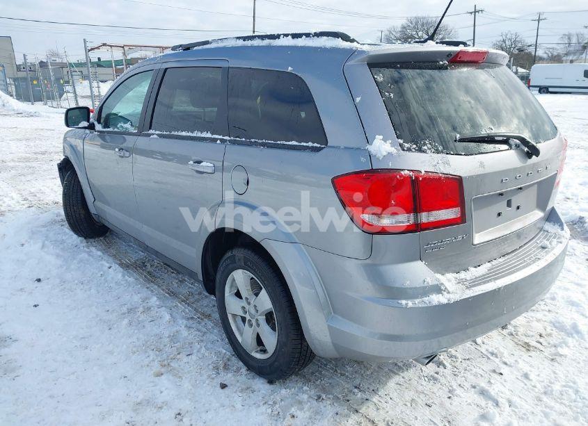 Photo 3 of 2016 Dodge Journey SE (VIN 3C4PDDAG0GT117192)