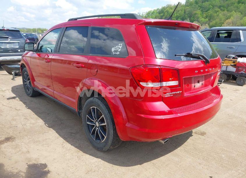 Photo 3 of 2017 Dodge Journey SE AWD (VIN 3C4PDDAG0HT610579)