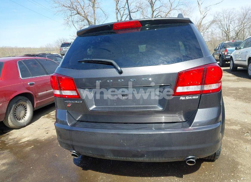 Photo 16 of 2018 Dodge Journey SE AWD (VIN 3C4PDDAG0JT375803)