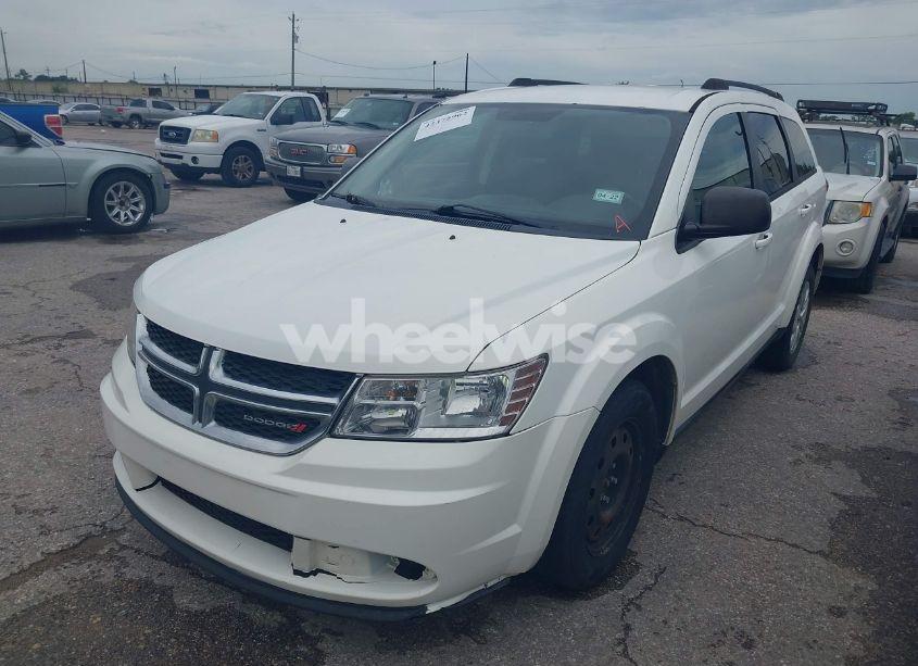 Photo 2 of 2016 Dodge Journey SE (VIN 3C4PDDAG1GT106332)