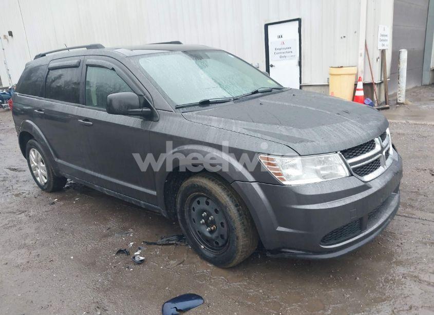 2016 Dodge Journey SE (VIN 3C4PDDAG2GT176115) main photo