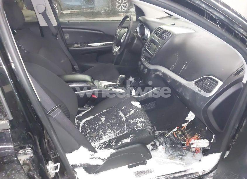 Photo 5 of 2016 Dodge Journey SE (VIN 3C4PDDAG3GT244440)