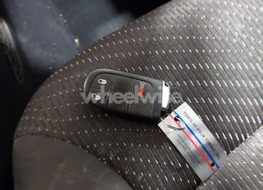 Photo 11 of 2018 Dodge Journey SE AWD (VIN 3C4PDDAG3JT265778)