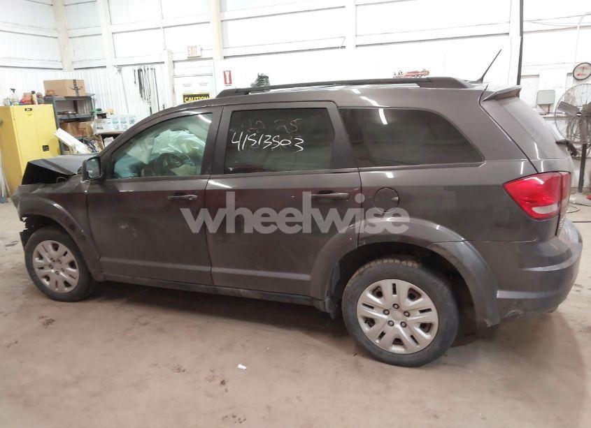 Photo 15 of 2018 Dodge Journey SE AWD (VIN 3C4PDDAG3JT265778)