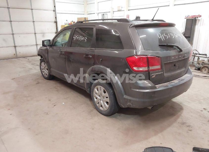 Photo 3 of 2018 Dodge Journey SE AWD (VIN 3C4PDDAG3JT265778)