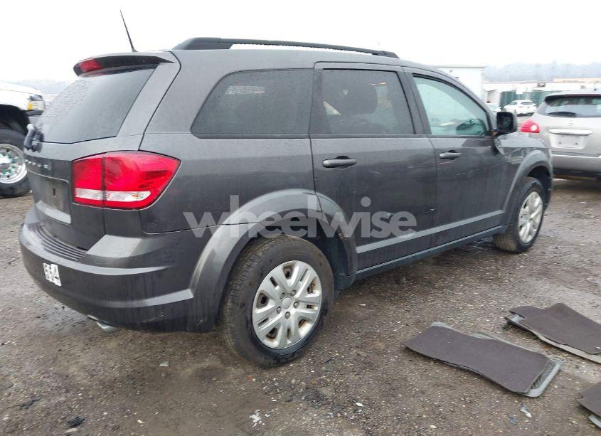 Photo 4 of 2018 Dodge Journey SE AWD (VIN 3C4PDDAG4JT504609)