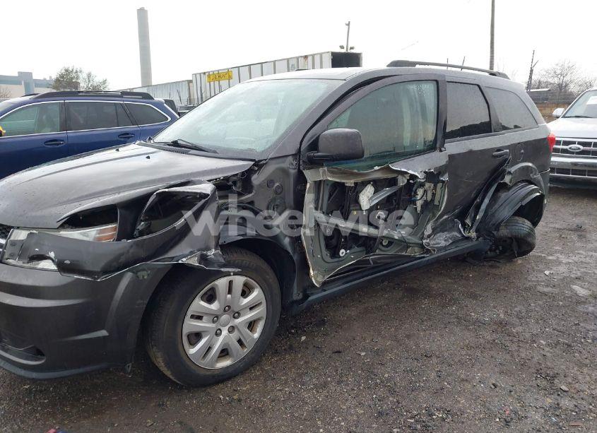 Photo 6 of 2018 Dodge Journey SE AWD (VIN 3C4PDDAG4JT504609)