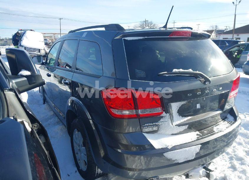 Photo 3 of 2015 Dodge Journey SE (VIN 3C4PDDAG5FT566740)