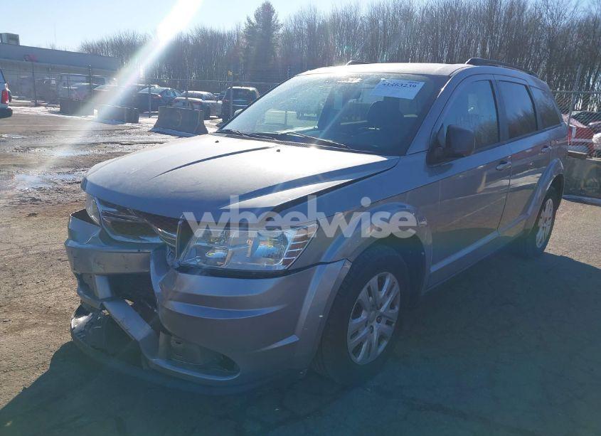 Photo 2 of 2015 Dodge Journey SE (VIN 3C4PDDAG5FT725790)
