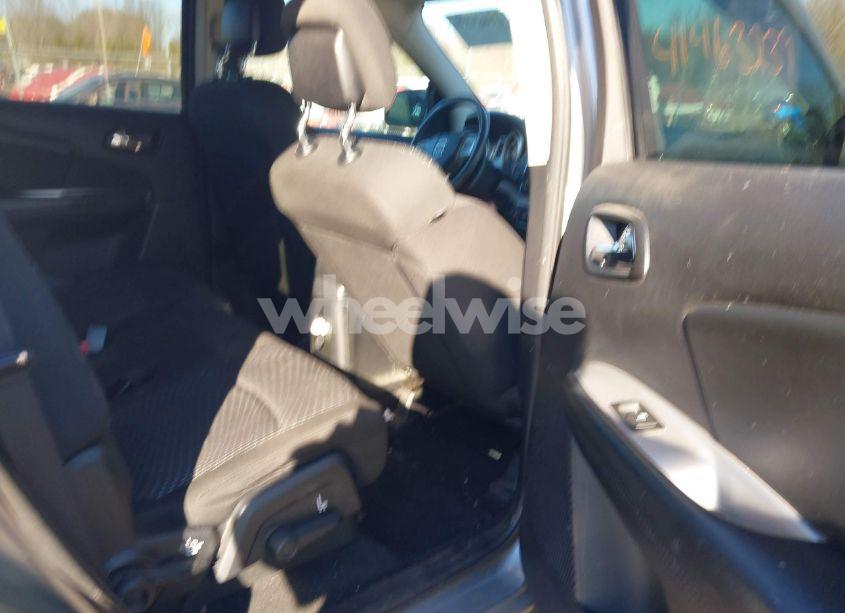 Photo 8 of 2015 Dodge Journey SE (VIN 3C4PDDAG5FT725790)