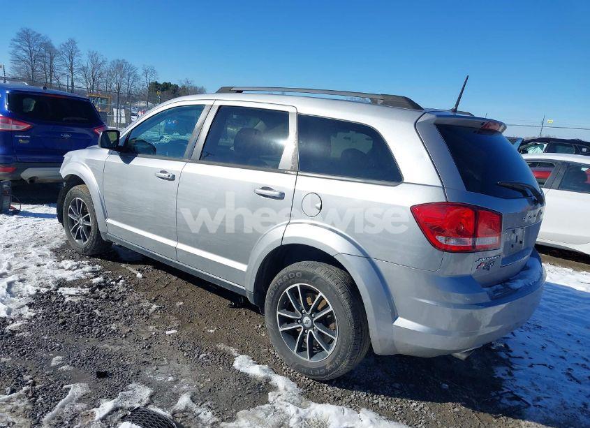 Photo 3 of 2018 Dodge Journey SE AWD (VIN 3C4PDDAG5JT477842)