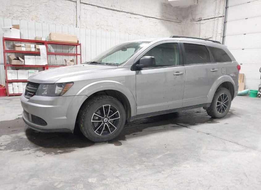 Photo 2 of 2018 Dodge Journey SE AWD (VIN 3C4PDDAG5JT510046)