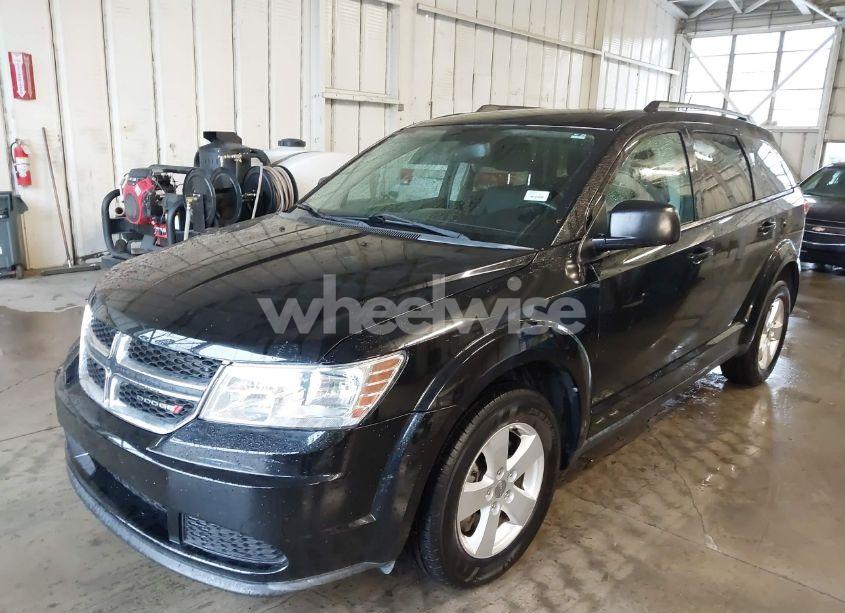 Photo 2 of 2016 Dodge Journey SE (VIN 3C4PDDAG6GT117102)