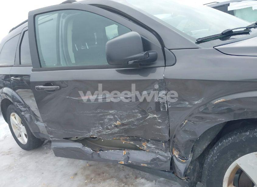 Photo 6 of 2016 Dodge Journey SE (VIN 3C4PDDAG6GT163755)