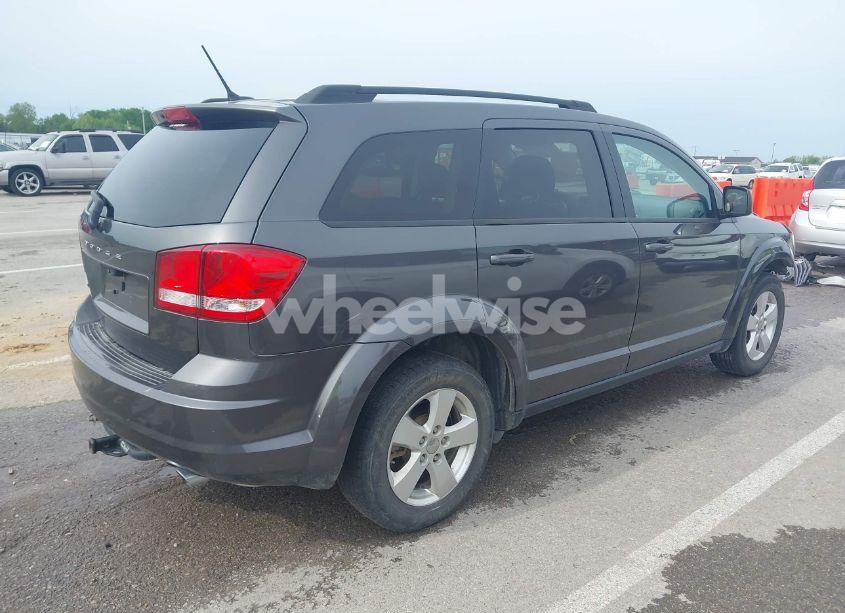 Photo 4 of 2014 Dodge Journey SE (VIN 3C4PDDAG7ET248973)