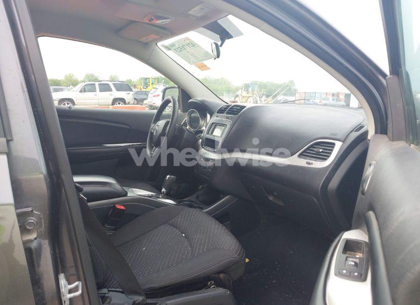 Photo 5 of 2014 Dodge Journey SE (VIN 3C4PDDAG7ET248973)