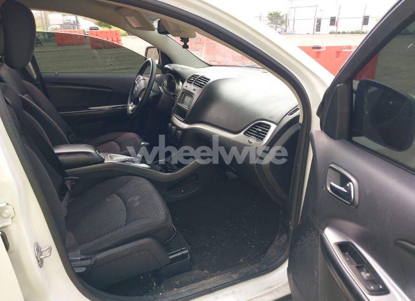 Photo 5 of 2015 Dodge Journey SE (VIN 3C4PDDAG7FT646394)