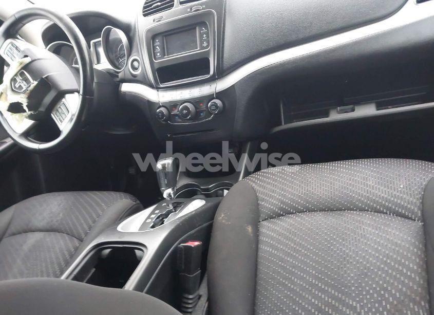 Photo 5 of 2015 Dodge Journey SE (VIN 3C4PDDAG7FT671800)