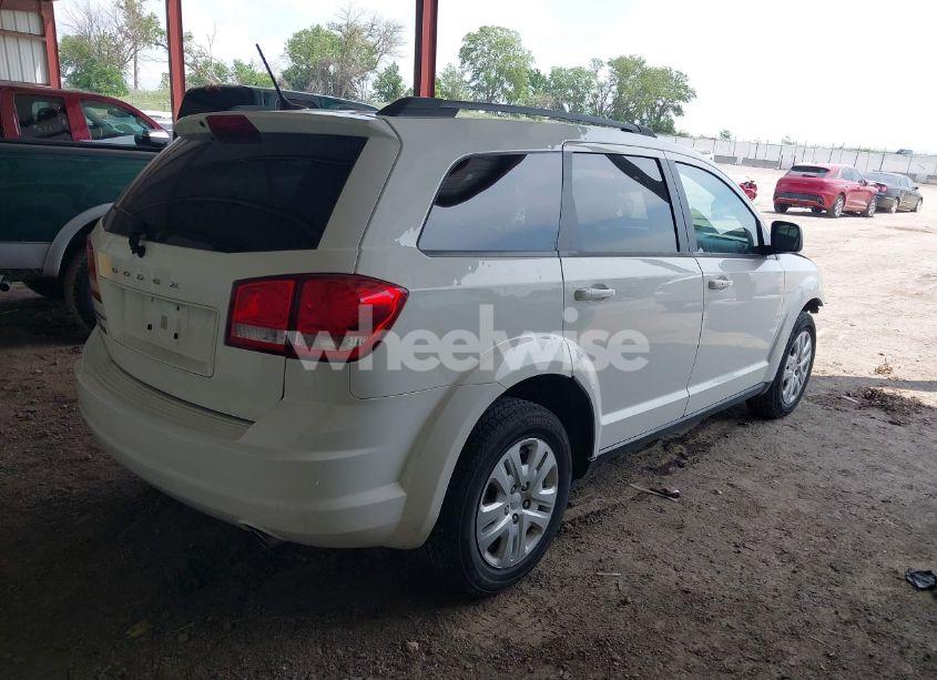 Photo 4 of 2017 Dodge Journey SE AWD (VIN 3C4PDDAG7HT583896)