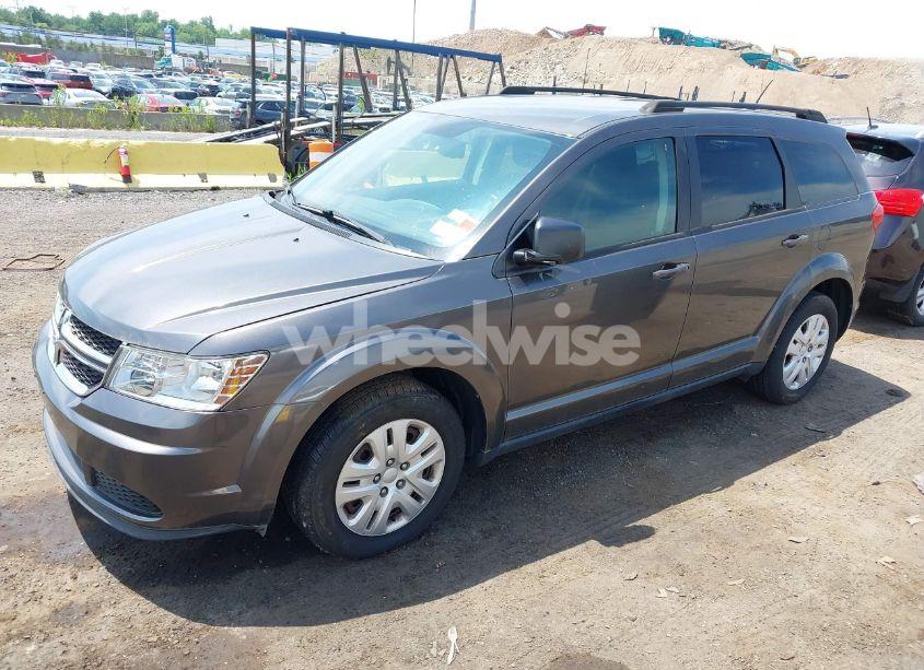 Photo 2 of 2014 Dodge Journey SE (VIN 3C4PDDAG8ET265183)