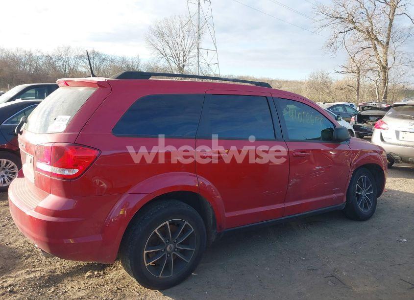 Photo 13 of 2018 Dodge Journey SE AWD (VIN 3C4PDDAG8JT536284)
