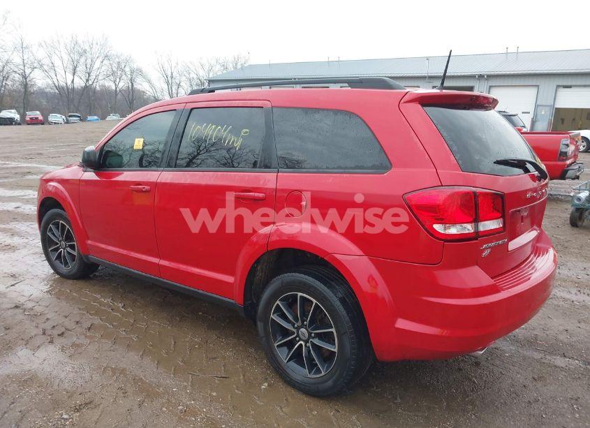 Photo 3 of 2018 Dodge Journey SE AWD (VIN 3C4PDDAG8JT536284)