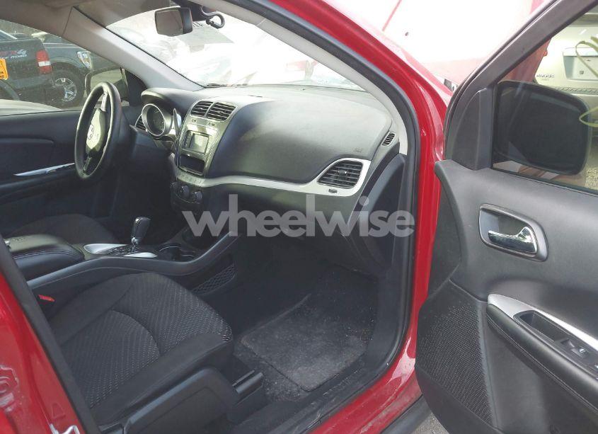 Photo 5 of 2018 Dodge Journey SE AWD (VIN 3C4PDDAG8JT536284)