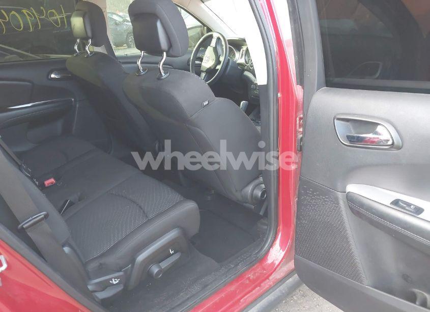 Photo 8 of 2018 Dodge Journey SE AWD (VIN 3C4PDDAG8JT536284)