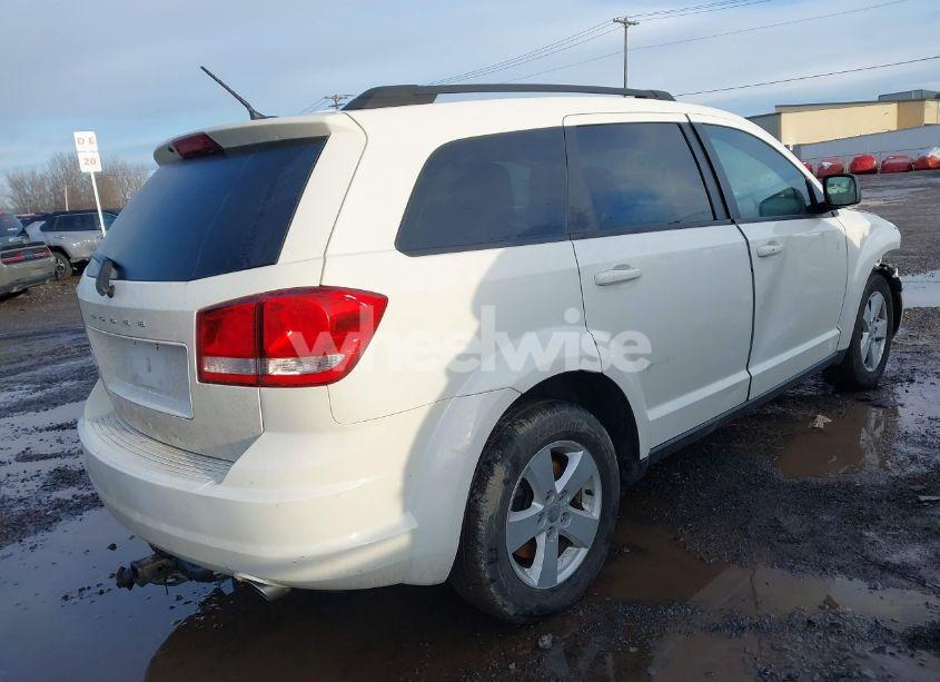 Photo 4 of 2014 Dodge Journey SE (VIN 3C4PDDAG9ET265211)