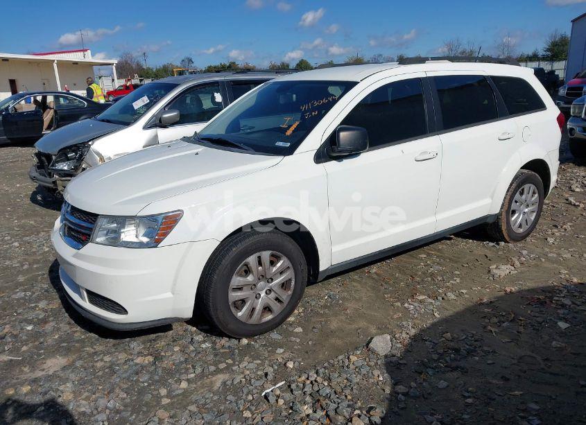Photo 2 of 2015 Dodge Journey SE (VIN 3C4PDDAG9FT725730)
