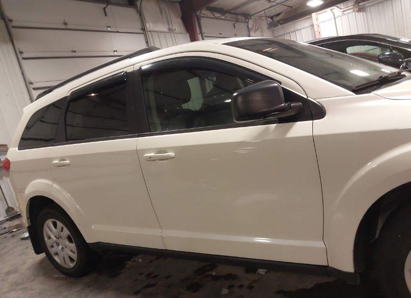 Photo 14 of 2015 Dodge Journey SE (VIN 3C4PDDAGXFT739989)