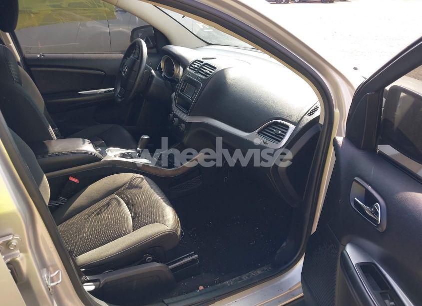 Photo 5 of 2012 Dodge Journey SXT (VIN 3C4PDDBG0CT205989)