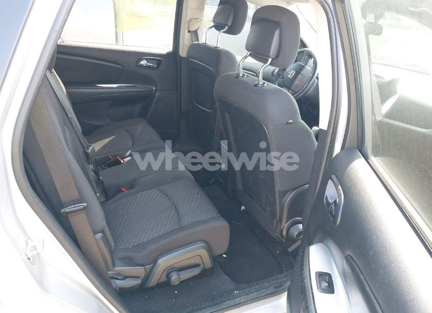 Photo 8 of 2012 Dodge Journey SXT (VIN 3C4PDDBG0CT205989)