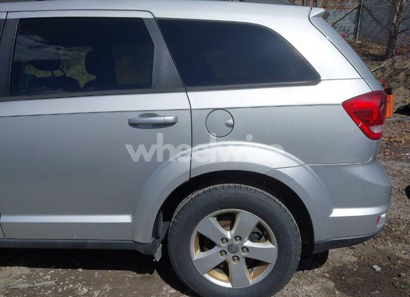 Photo 13 of 2012 Dodge Journey SXT (VIN 3C4PDDBG0CT397821)