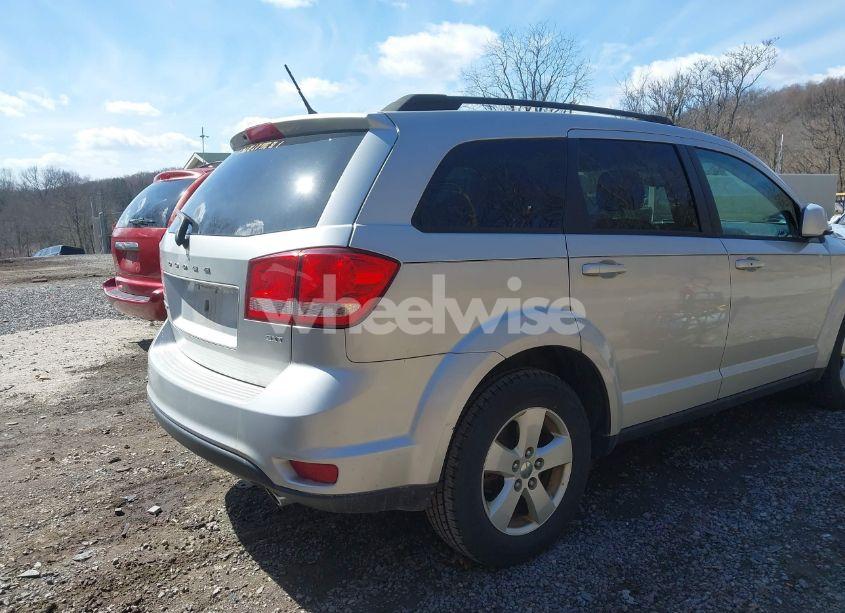 Photo 14 of 2012 Dodge Journey SXT (VIN 3C4PDDBG0CT397821)