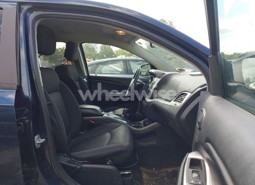 Photo 5 of 2013 Dodge Journey SXT (VIN 3C4PDDBG0DT614818)