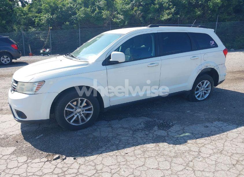 Photo 2 of 2014 Dodge Journey SXT (VIN 3C4PDDBG0ET128057)