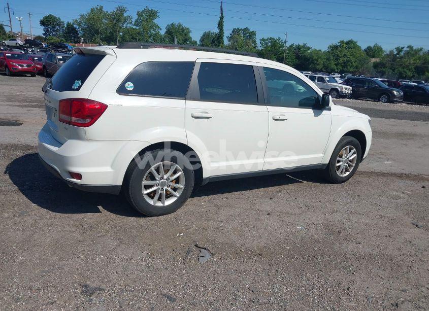 Photo 4 of 2014 Dodge Journey SXT (VIN 3C4PDDBG0ET128057)
