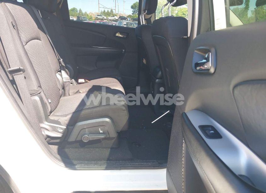 Photo 8 of 2014 Dodge Journey SXT (VIN 3C4PDDBG0ET128057)