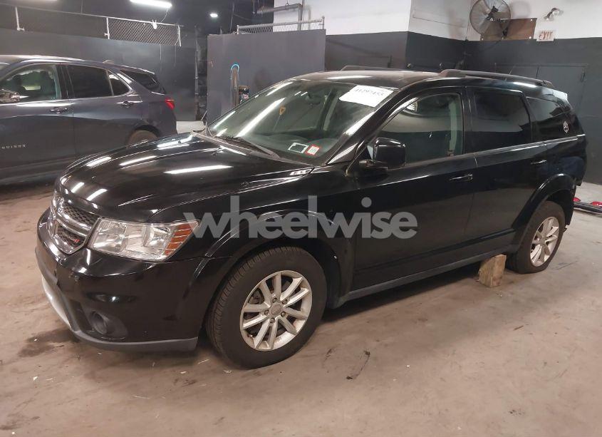 Photo 2 of 2014 Dodge Journey SXT (VIN 3C4PDDBG0ET211794)