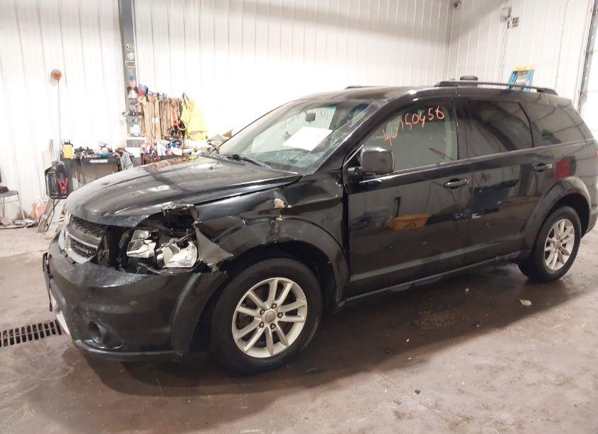 Photo 2 of 2014 Dodge Journey SXT (VIN 3C4PDDBG0ET251132)