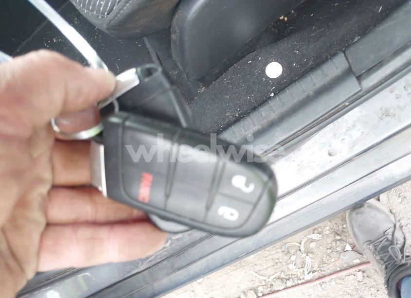 Photo 11 of 2014 Dodge Journey SXT (VIN 3C4PDDBG0ET301897)