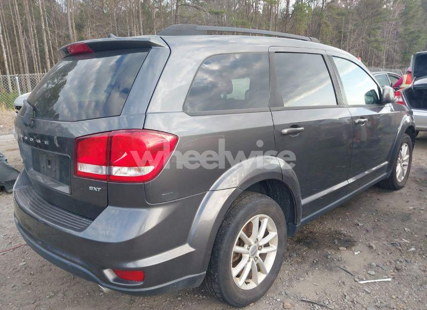 Photo 4 of 2014 Dodge Journey SXT (VIN 3C4PDDBG0ET301897)