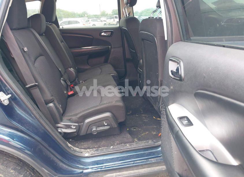 Photo 8 of 2015 Dodge Journey SXT (VIN 3C4PDDBG0FT533014)