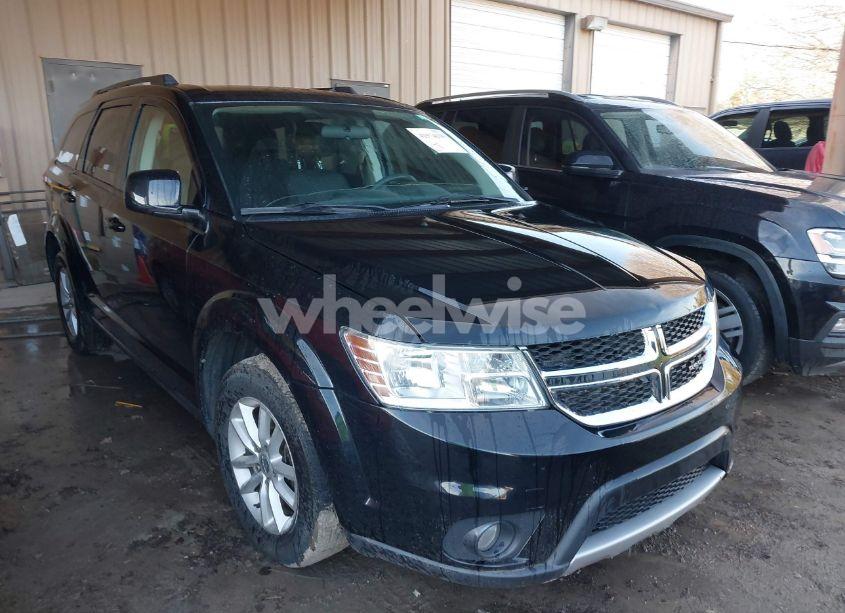 2015 Dodge Journey SXT (VIN 3C4PDDBG0FT611811) main photo