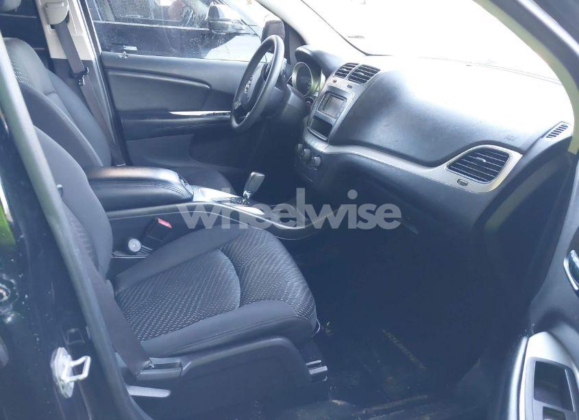 Photo 5 of 2015 Dodge Journey SXT (VIN 3C4PDDBG0FT611811)