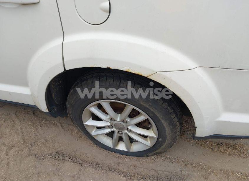 Photo 13 of 2013 Dodge Journey SXT (VIN 3C4PDDBG1DT593235)